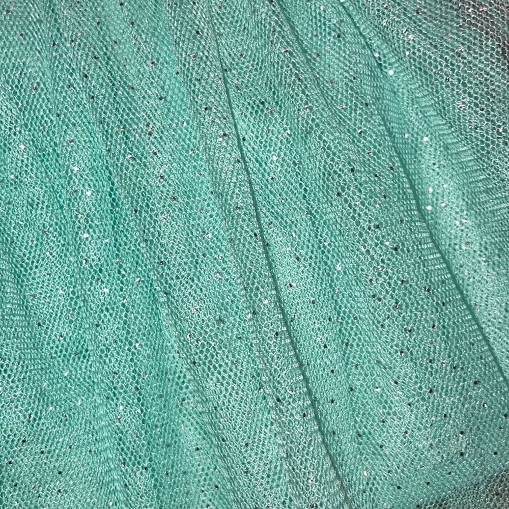 Dress - Picture 5 of 6